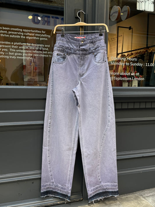 Wide leg jeans